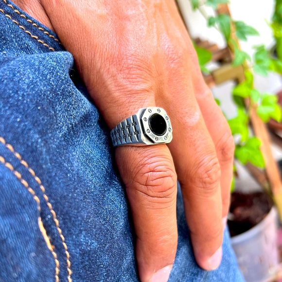 Men’s Hex and Onyx Statement Ring - Picture 1 of 9